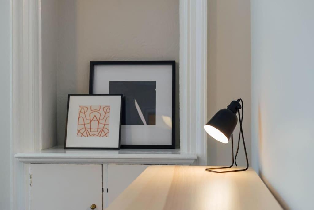 Stylish Stirling Apartment - Free Parking ภายนอก รูปภาพ